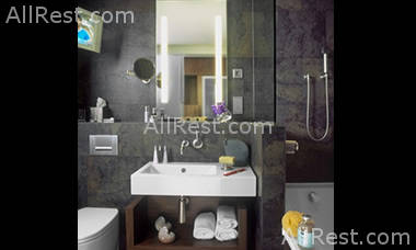 Le Meridien 4